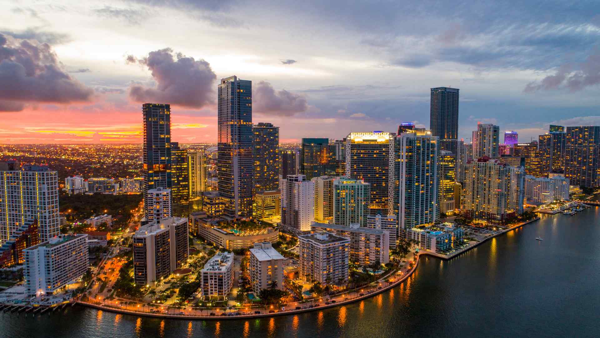 Brickell-Neighborhood -02 Mercedes Benz Places Miami